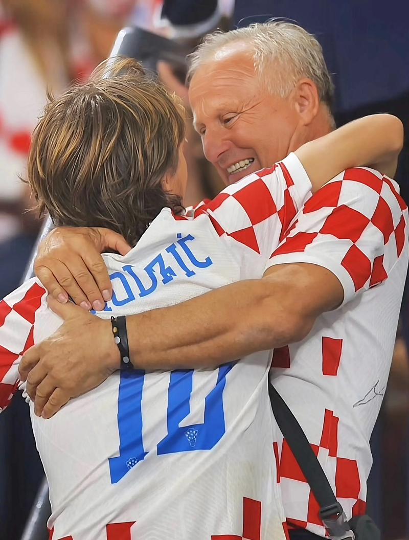 2019 年回顾：华盛顿国民队在季后赛外卡轮大逆转密尔沃基酿酒人，开启夺冠之路