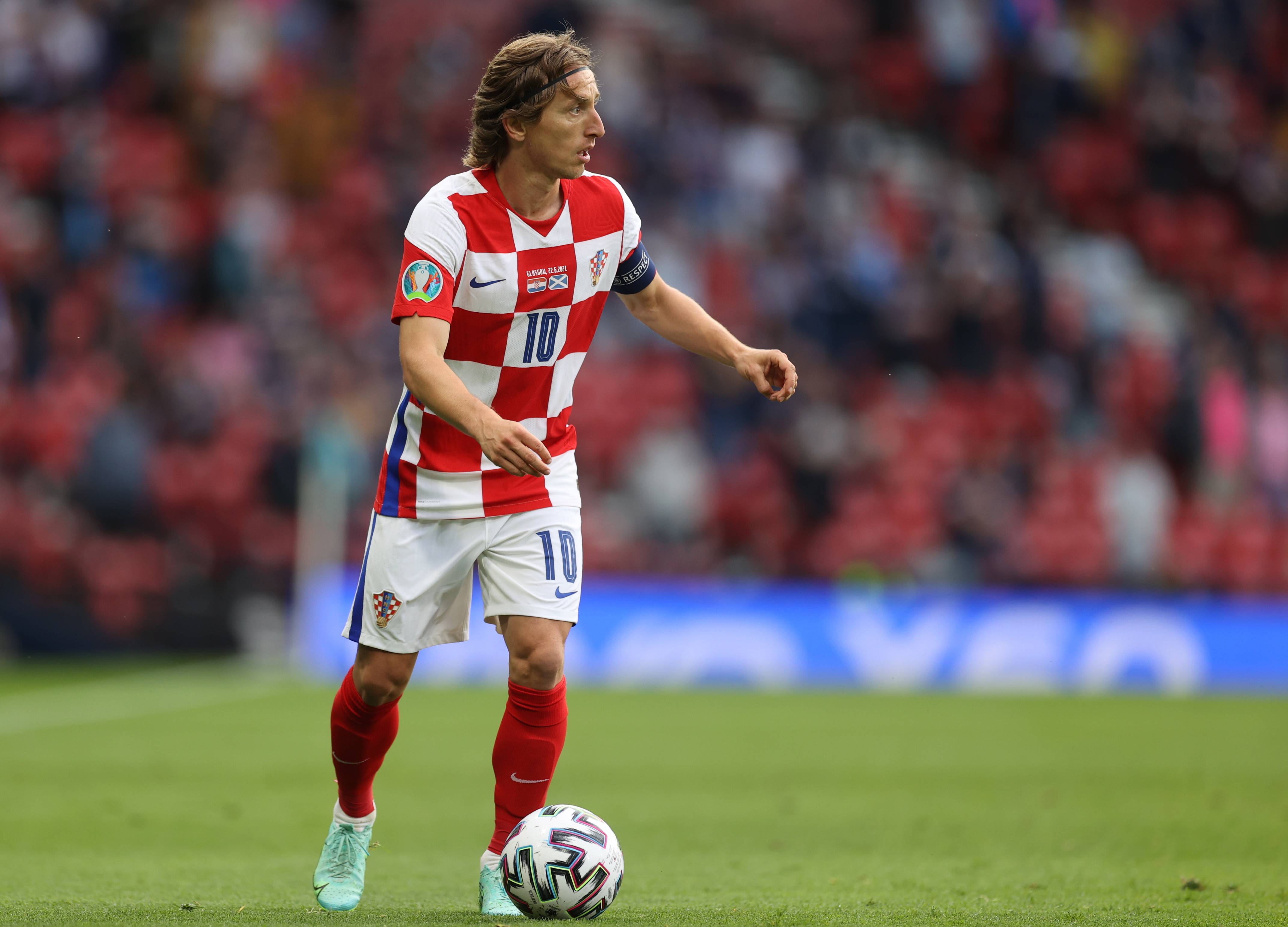 MLB》国一就轰超特大号全垒打 神之右手惊呼大谷翔平不是人：怪物或机器人