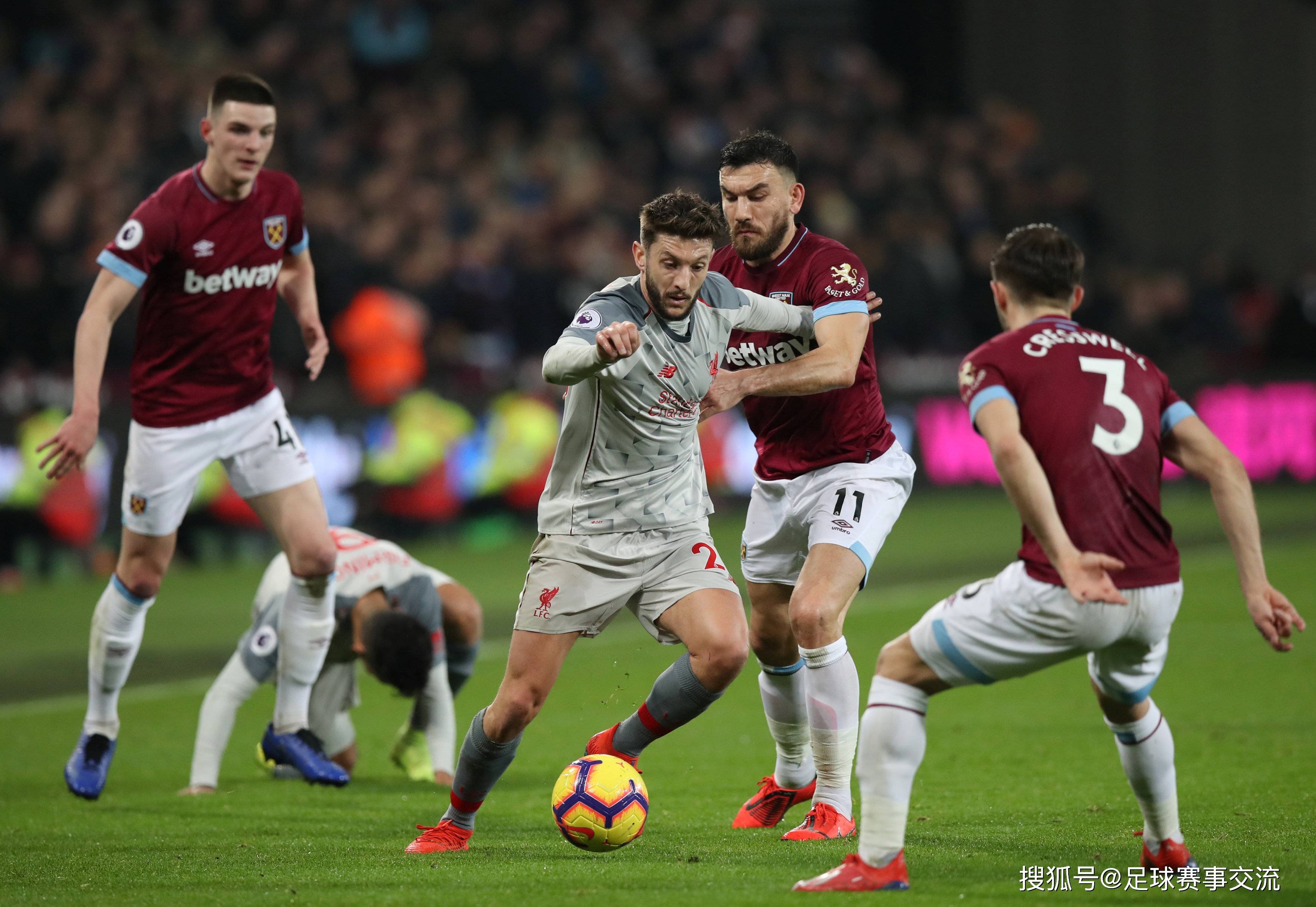 内维尔：曼联得选个世界级的资深主帅；不支持索帅当临时主帅