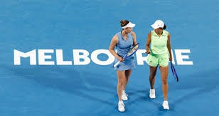 意甲-魔笛送助攻米兰2-0莱切获首胜